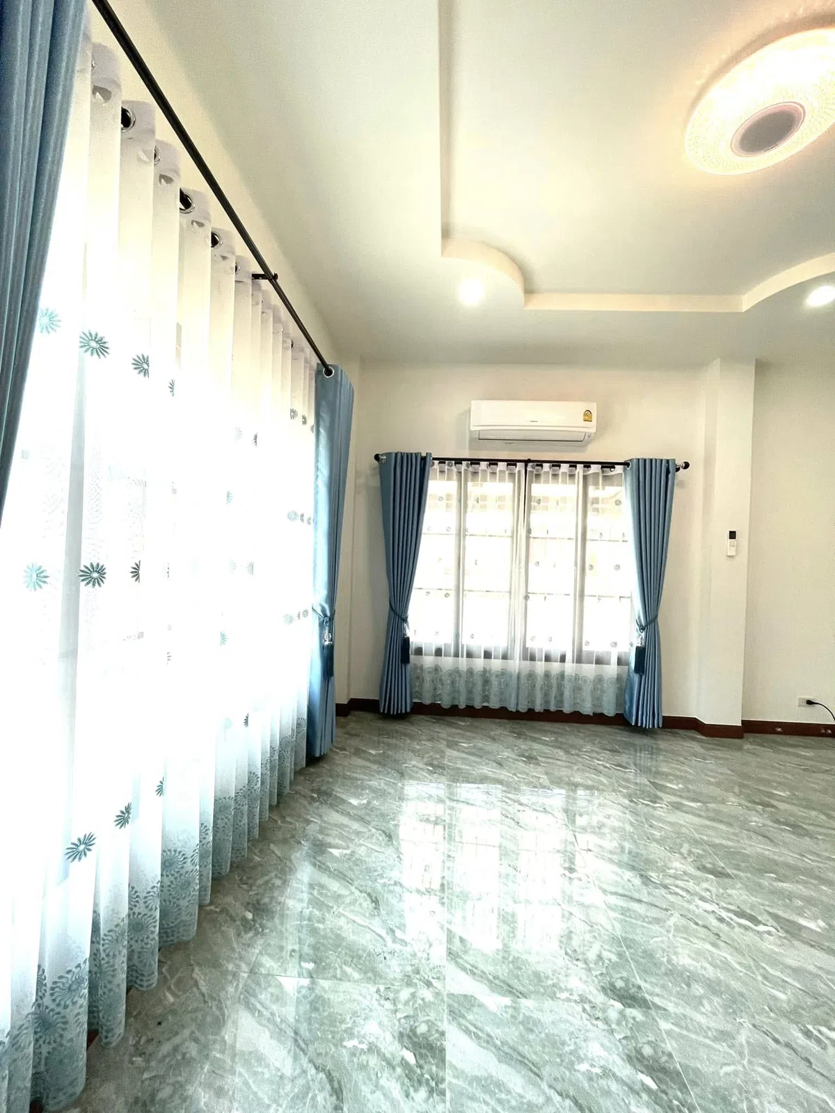 Song Design curtain project 006