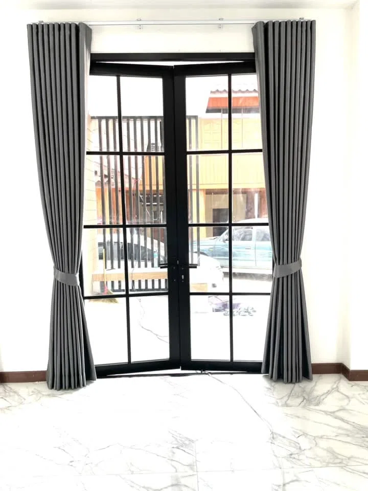 Song Design curtain project 028