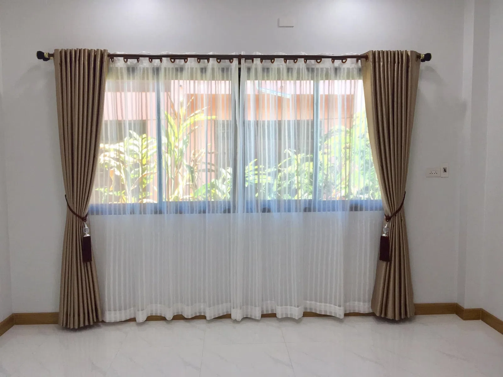 Song Design curtain project 174