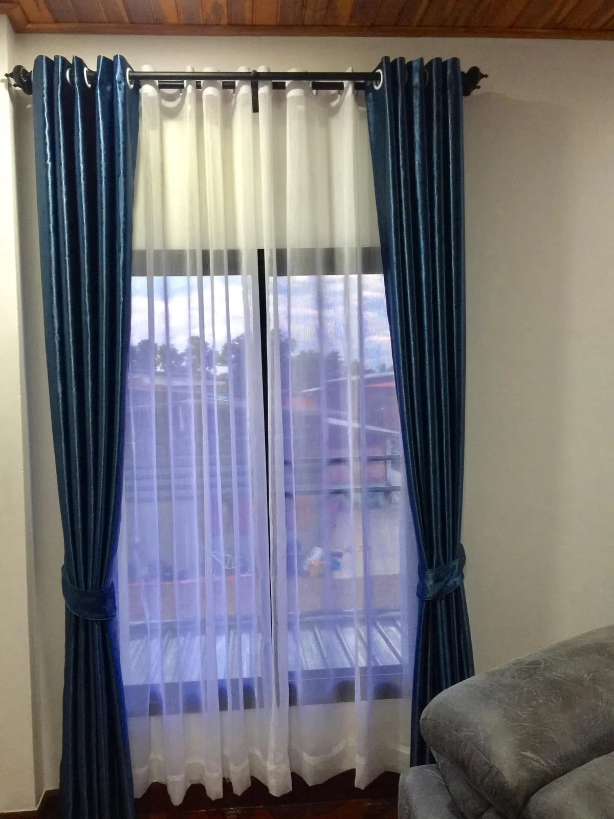 Song Design curtain project 305