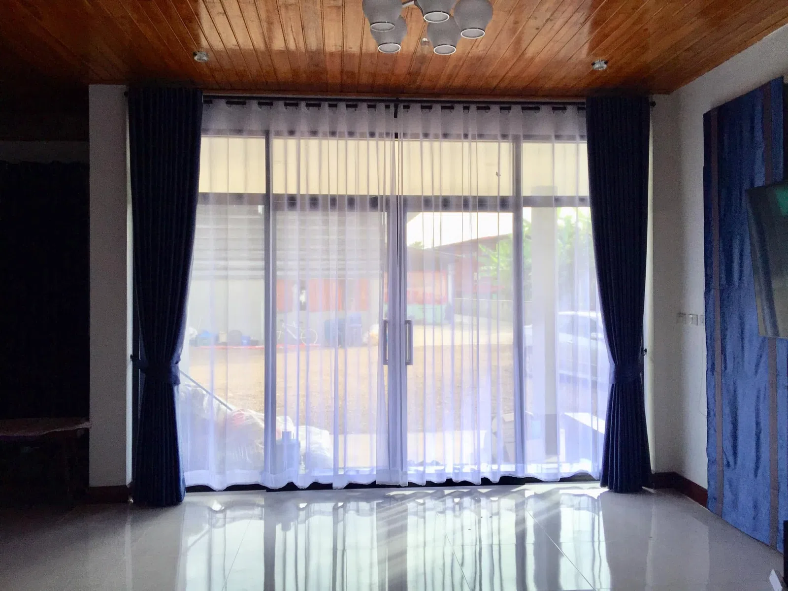 Song Design curtain project 311