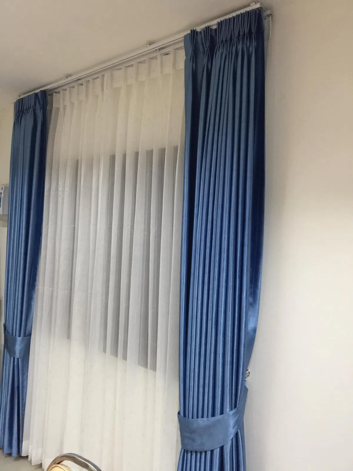 Song Design curtain project 340
