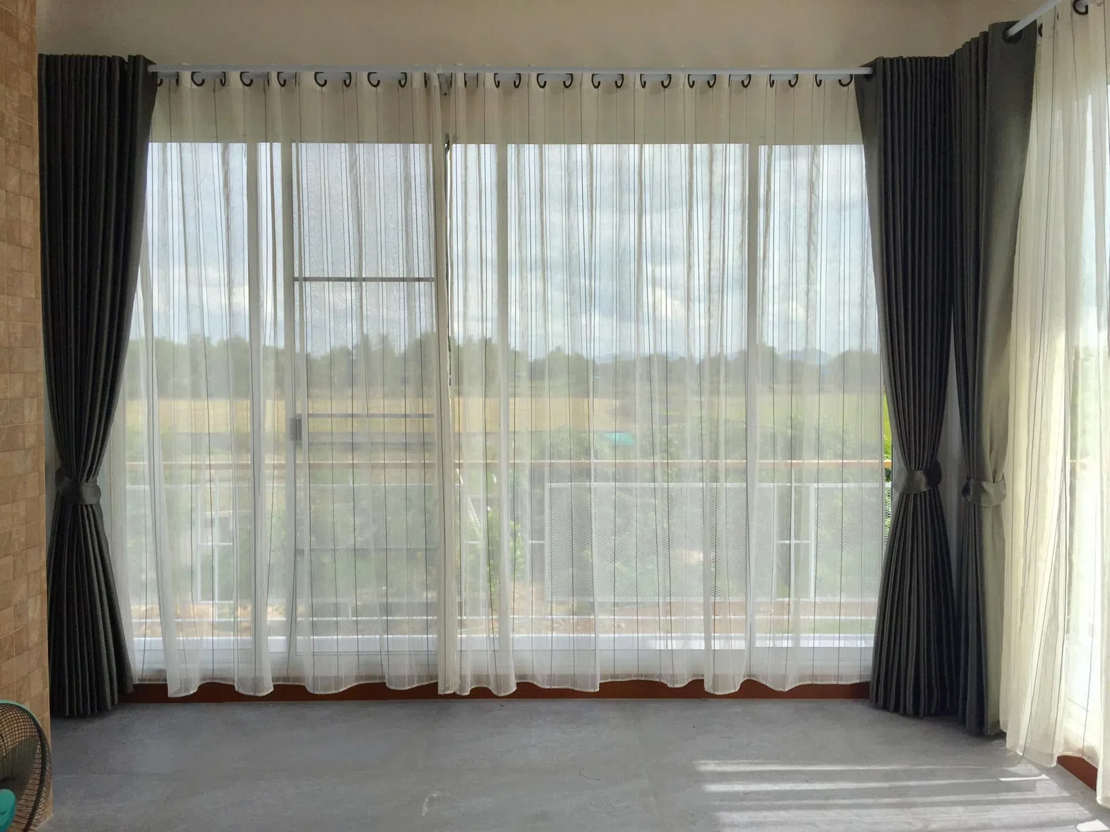 Song Design curtain project 367