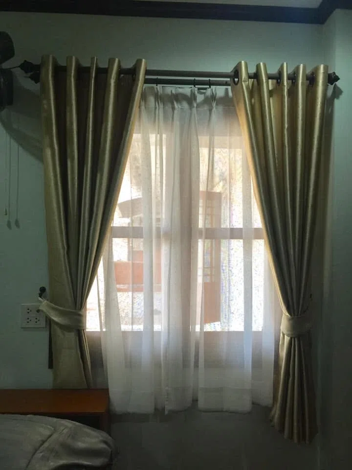 Song Design curtain project 385