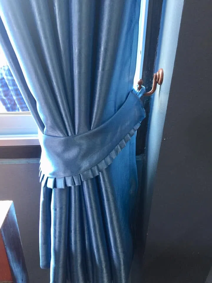 Song Design curtain project 502