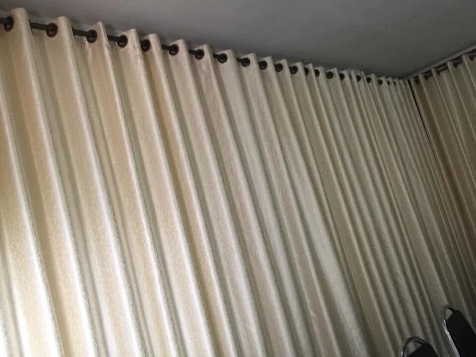 Song Design curtain project 670