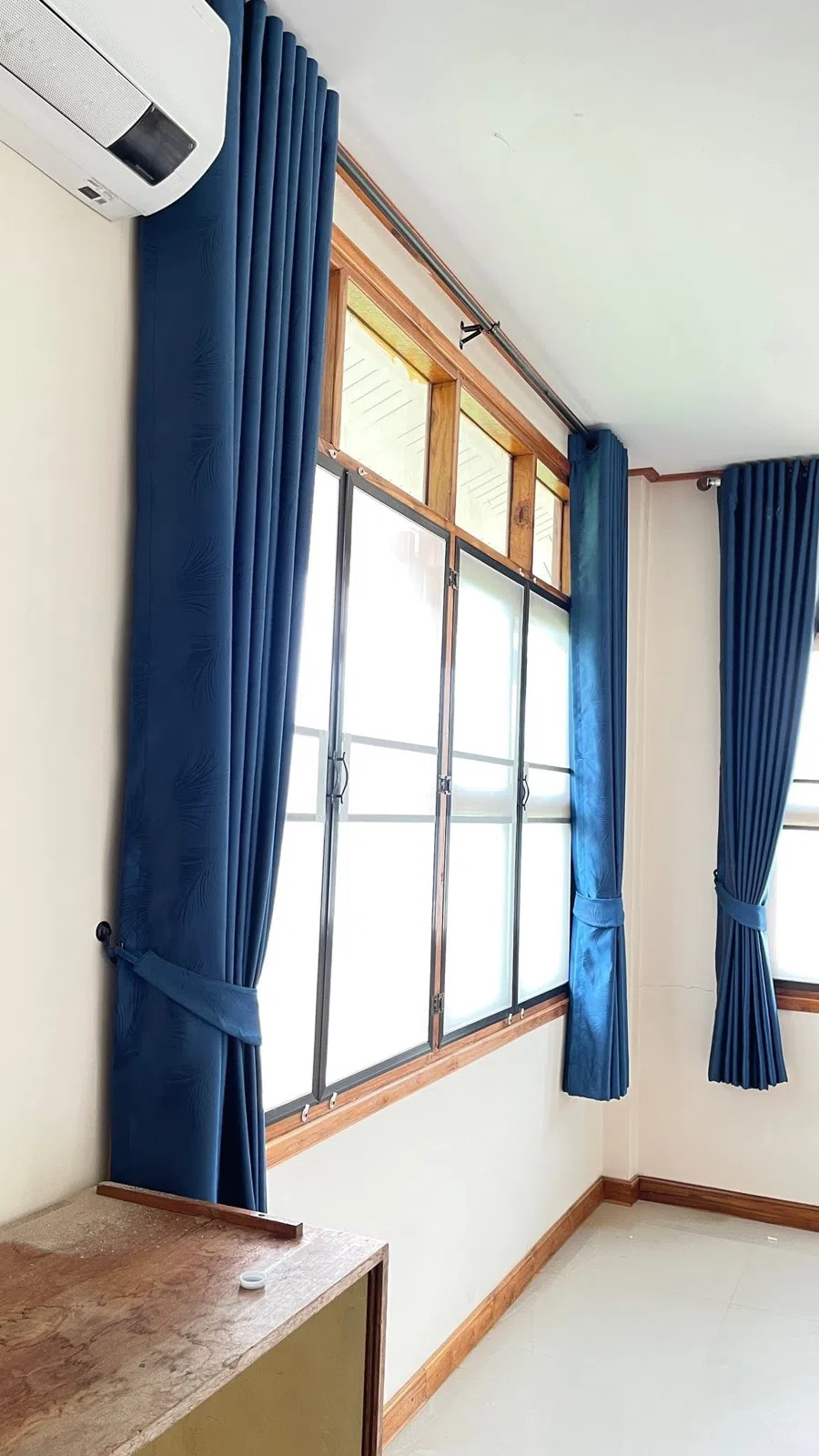 Song Design curtain project 702