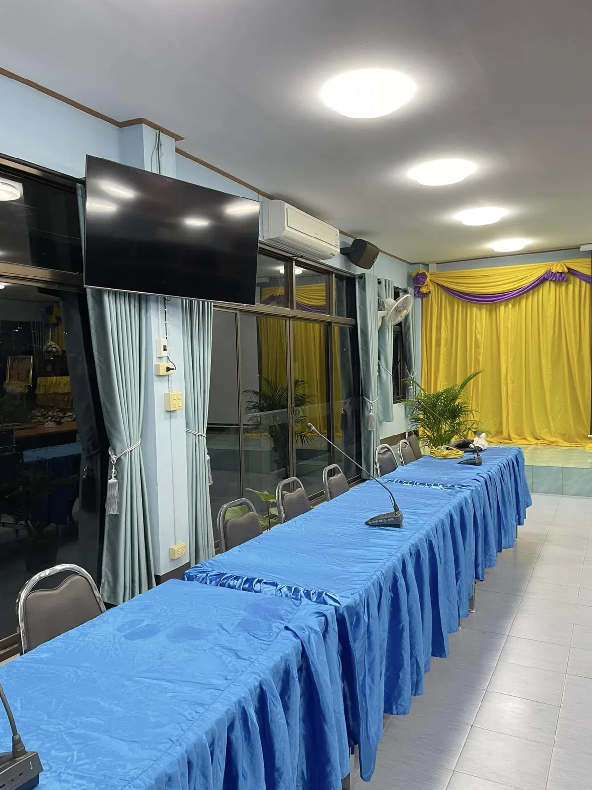 Song Design curtain project 780