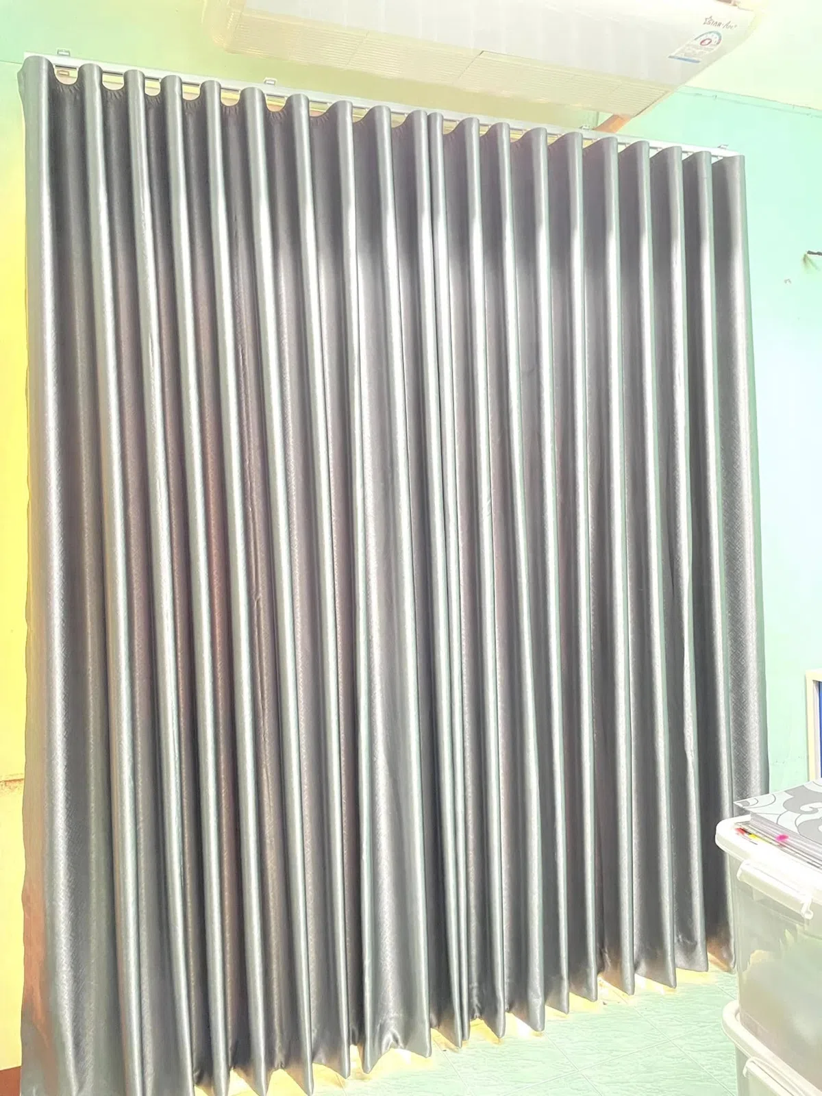 Song Design curtain project 812