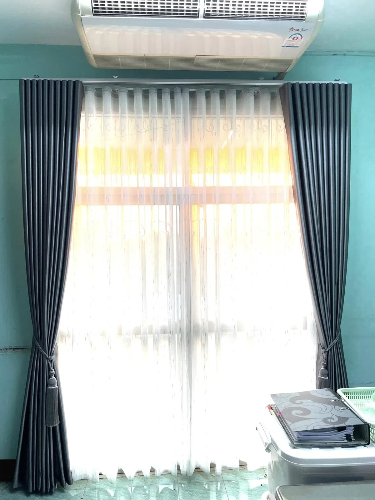 Song Design curtain project 820