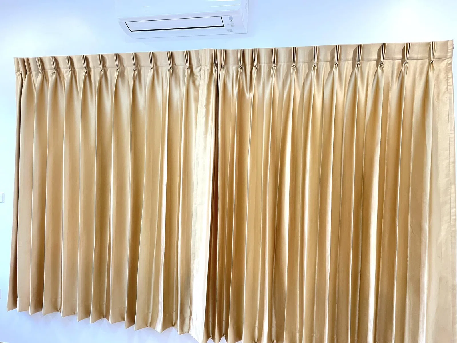 Song Design curtain project 833